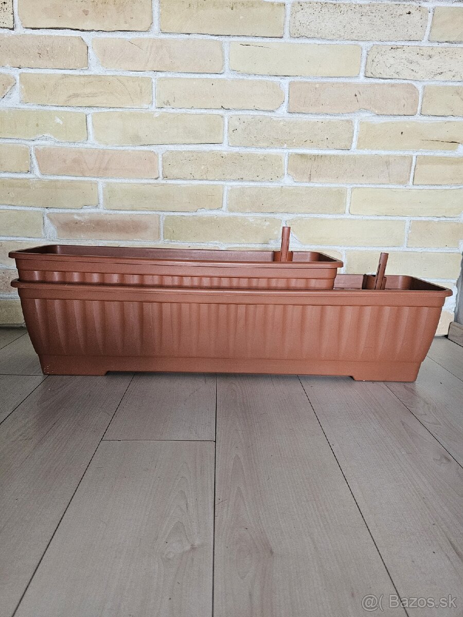 Kvetináče truhlíky