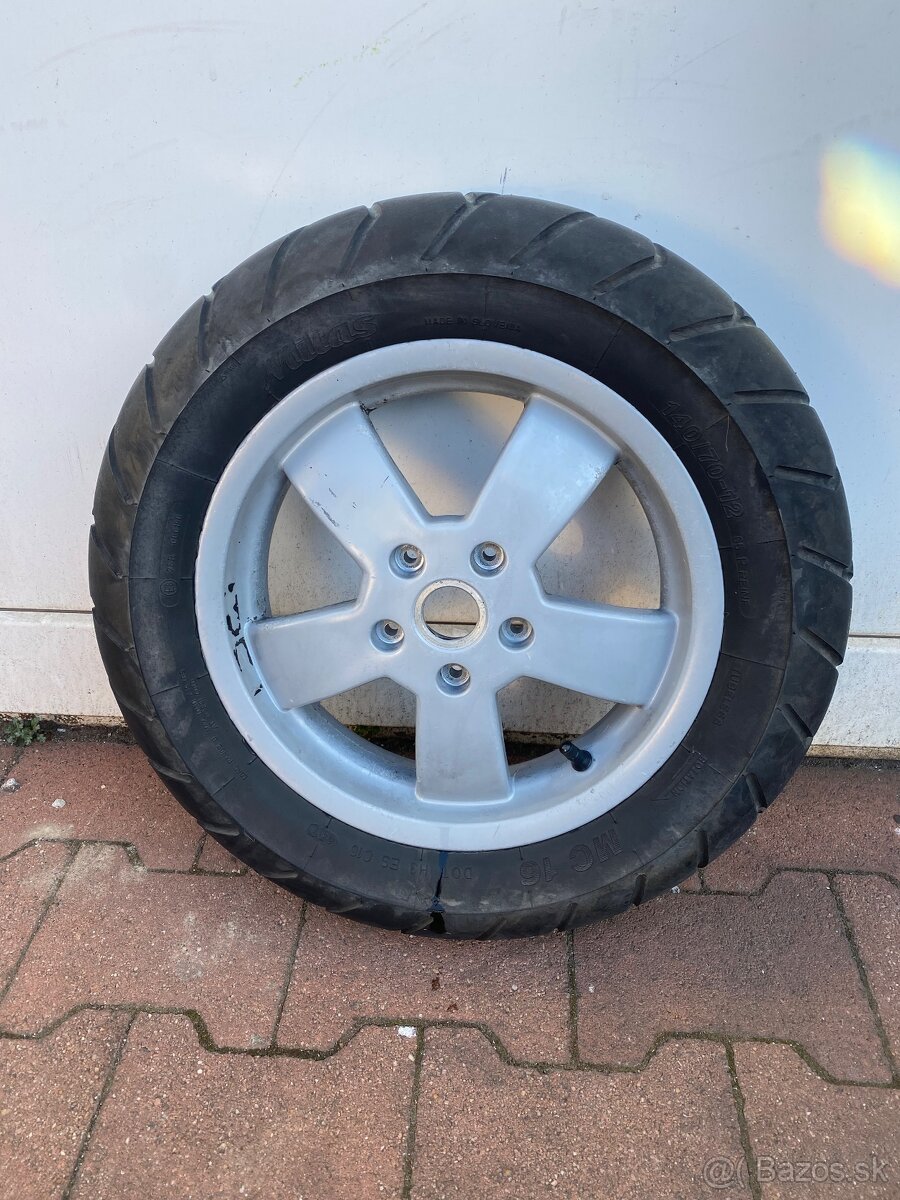 Piaggio Vespa koleso