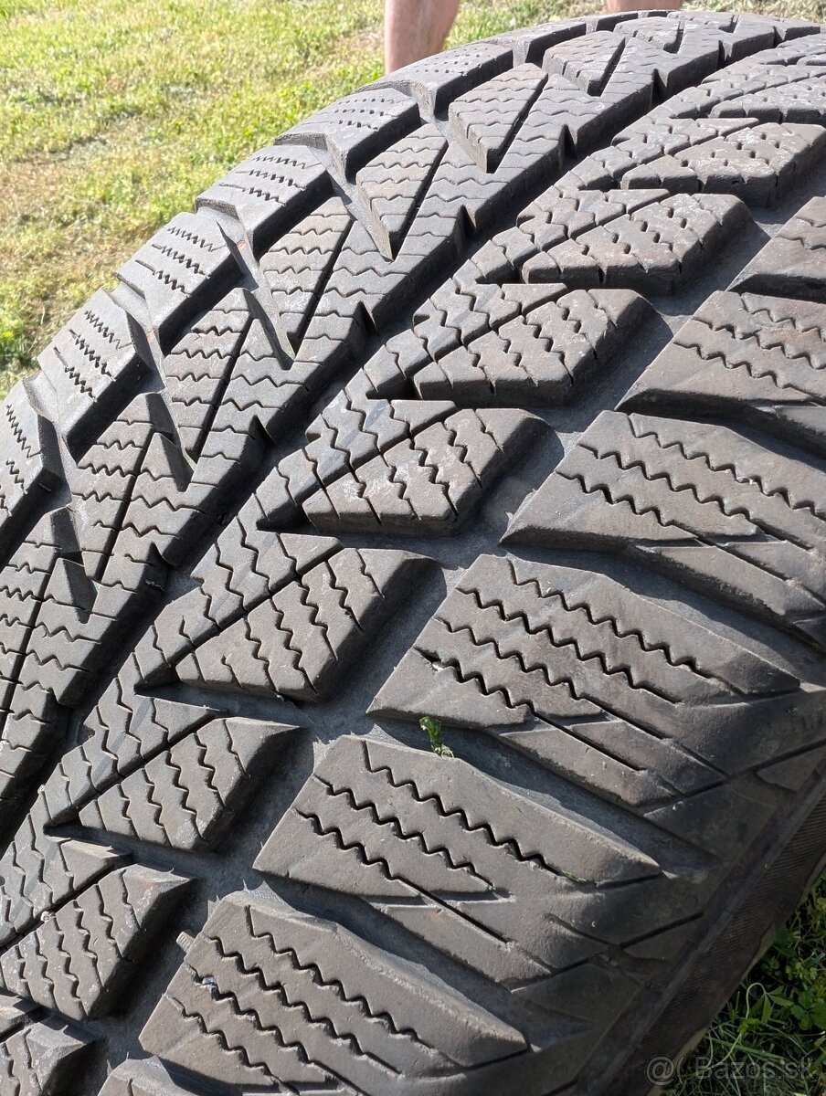 205/55 R16 Zimná pneumatika