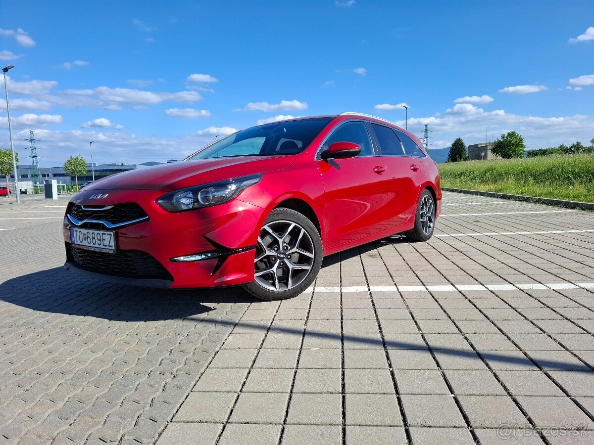 Kia Ceed sw Gold plus 1.5 117,5 kw