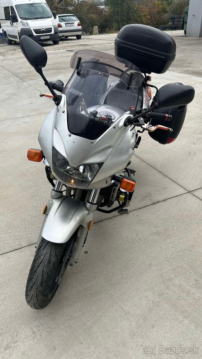 vymením Honda horned 600