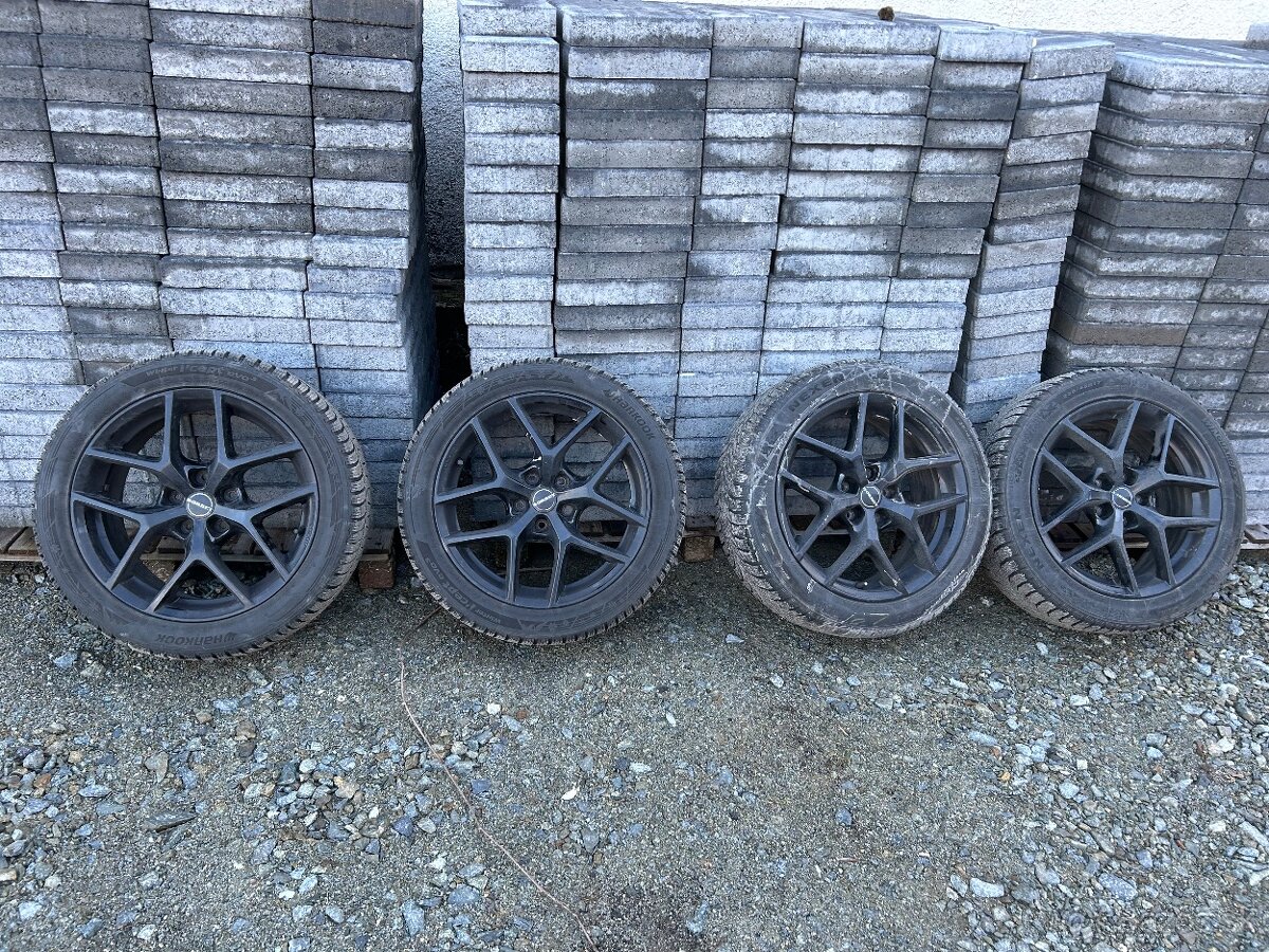 Borbet zimna sada 235/45 R17