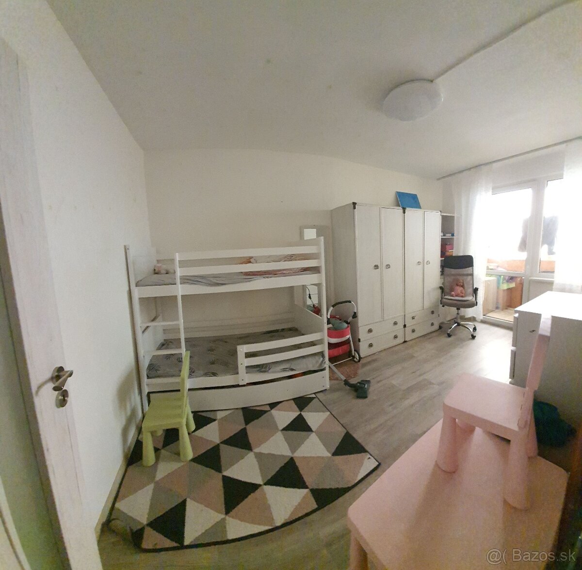 3 IZBOVÝ BYT , PREŠOV-ŠVÁBY, NÍZKE NÁKLADY NA BÝVANIE