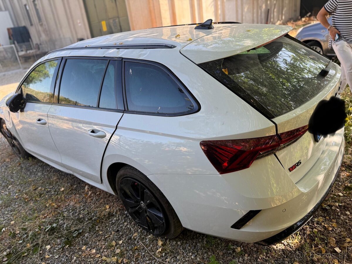 Škoda Octavia Combi 1.4tsi Hybrid dsg RS