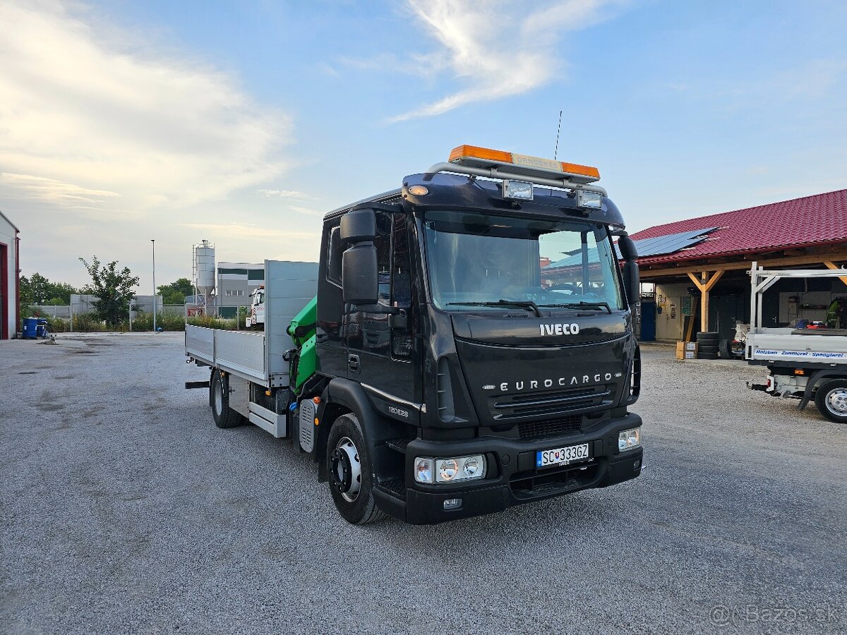 Iveco eurocarco 4x2 palfinger 8501