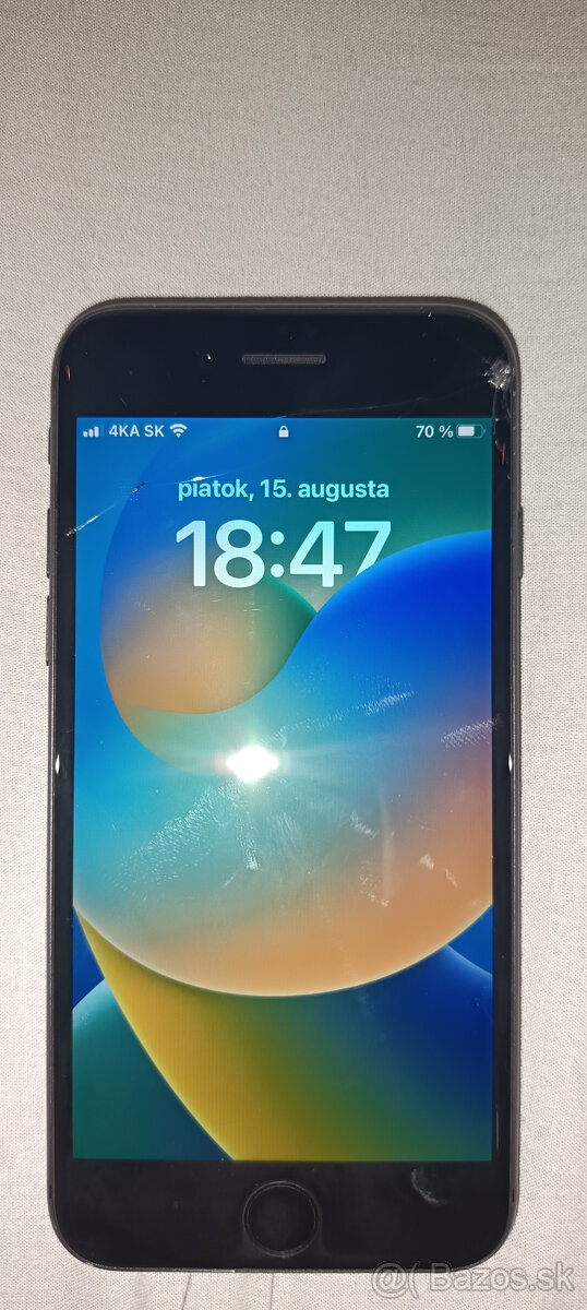 predám plne funkčný iphone 8 64gb