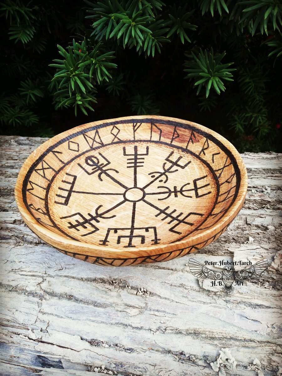 Vikingský tanier - Vegvisir - Viking wooden plate