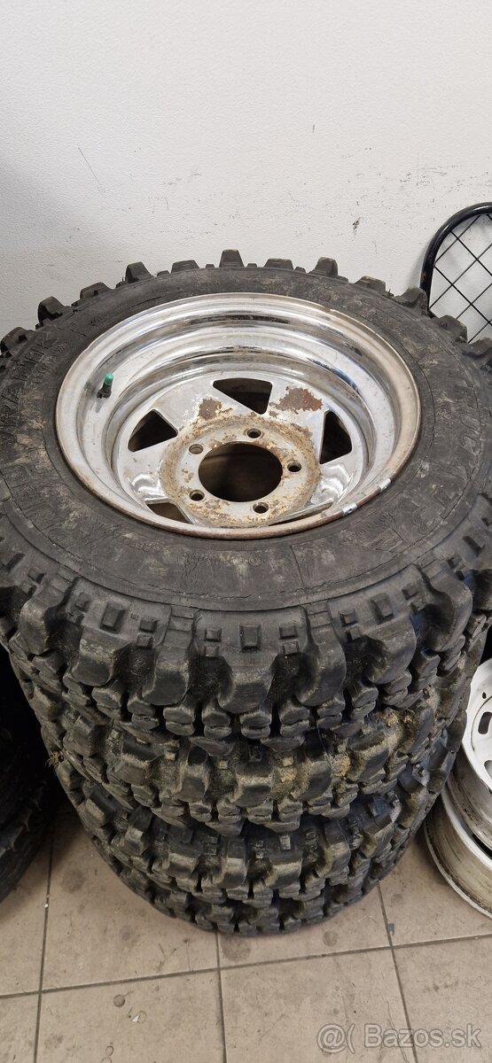 Disky + pneu T3 Suzuki Jimny/Samurai Lada Niva 5x139.7