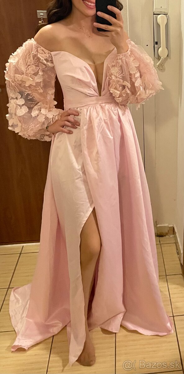 Spoločenské svetlo ružové šaty