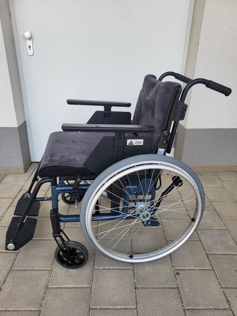 Invalidný vozík
