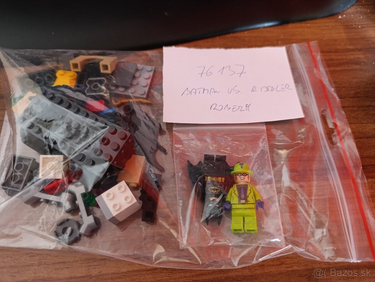LEGO 73137 - Batman vs. The Riddler Robbery
