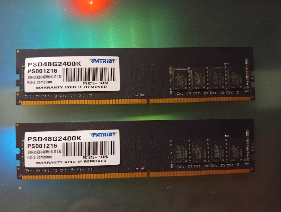 DDR4 2x8GB
