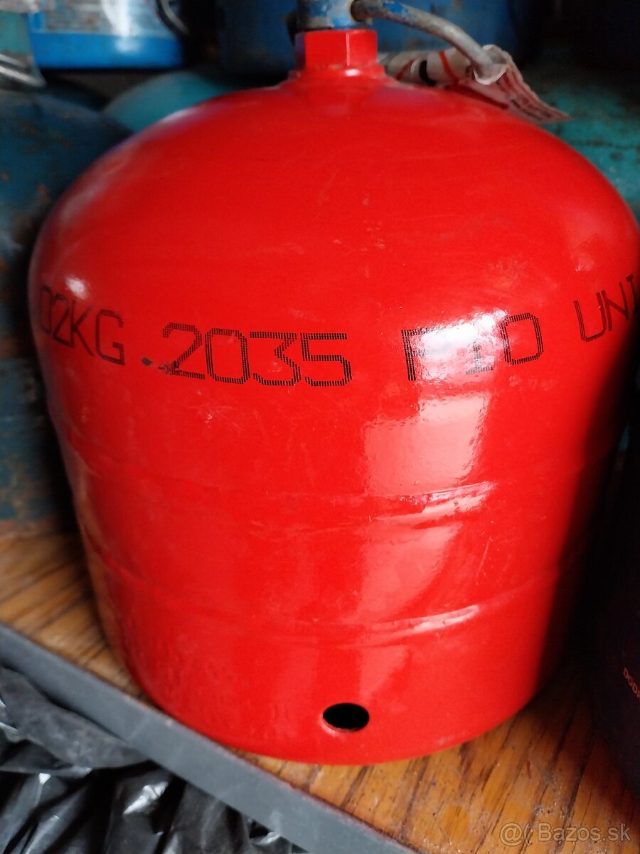 Malá 2kg plynova flasa