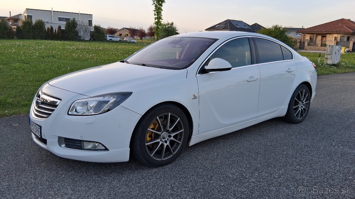 Opel Insignia OPC
