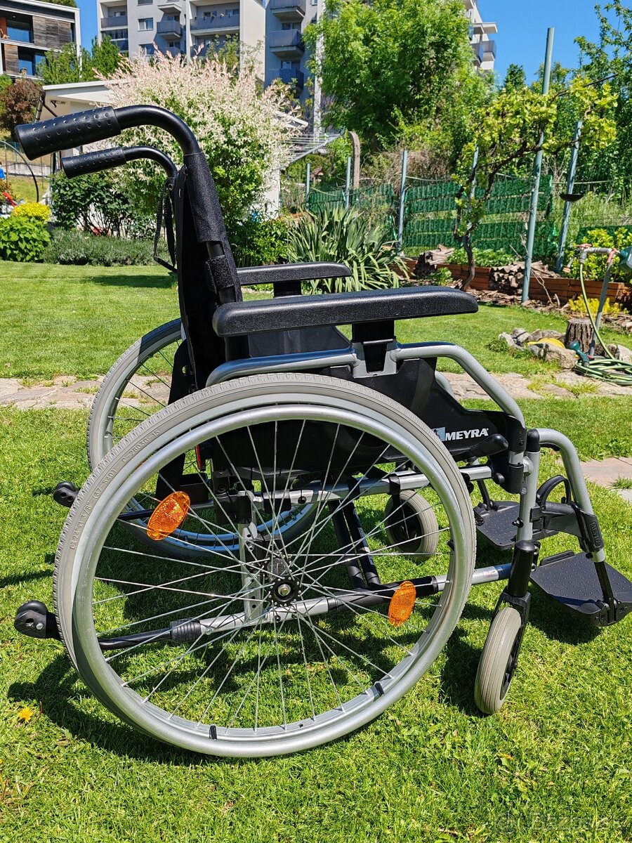 Predám invalidný vozík