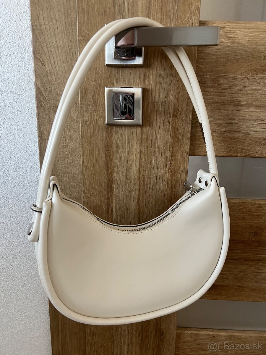 Nová PrettyLittleThing krémová kabelka