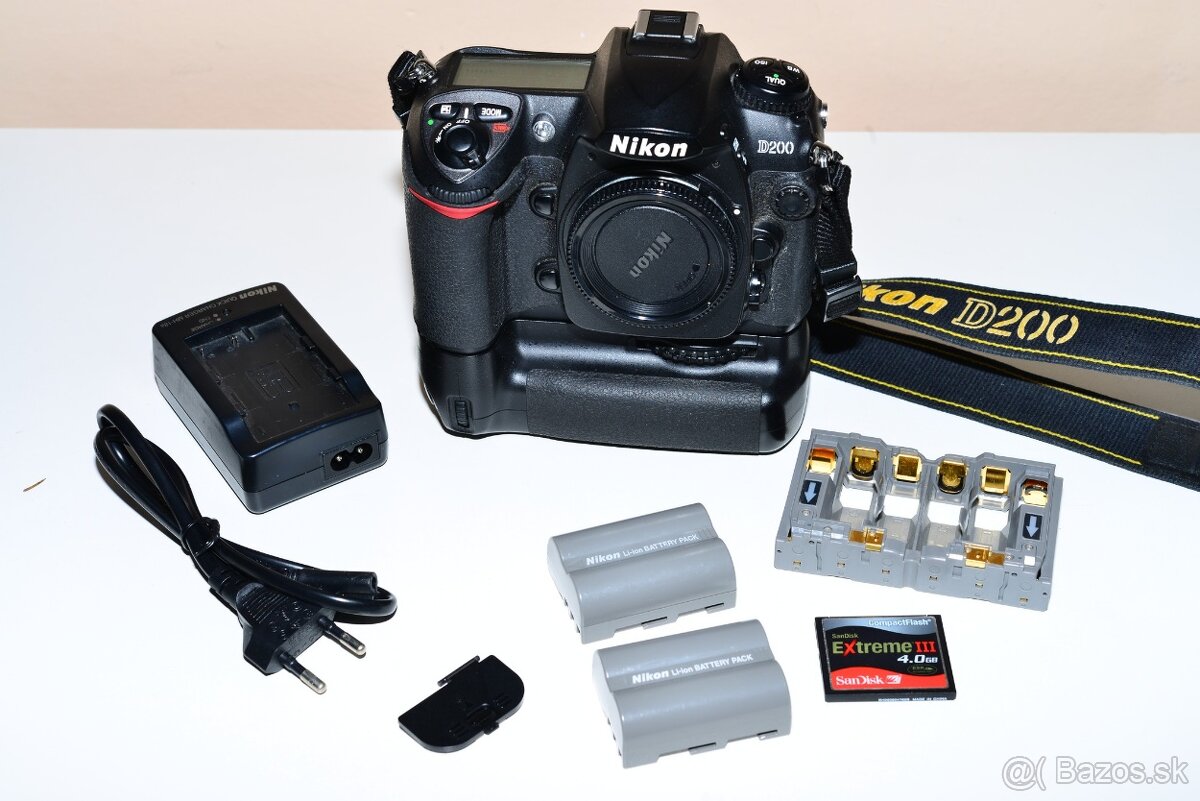 Nikon D200 + Battery Grip
