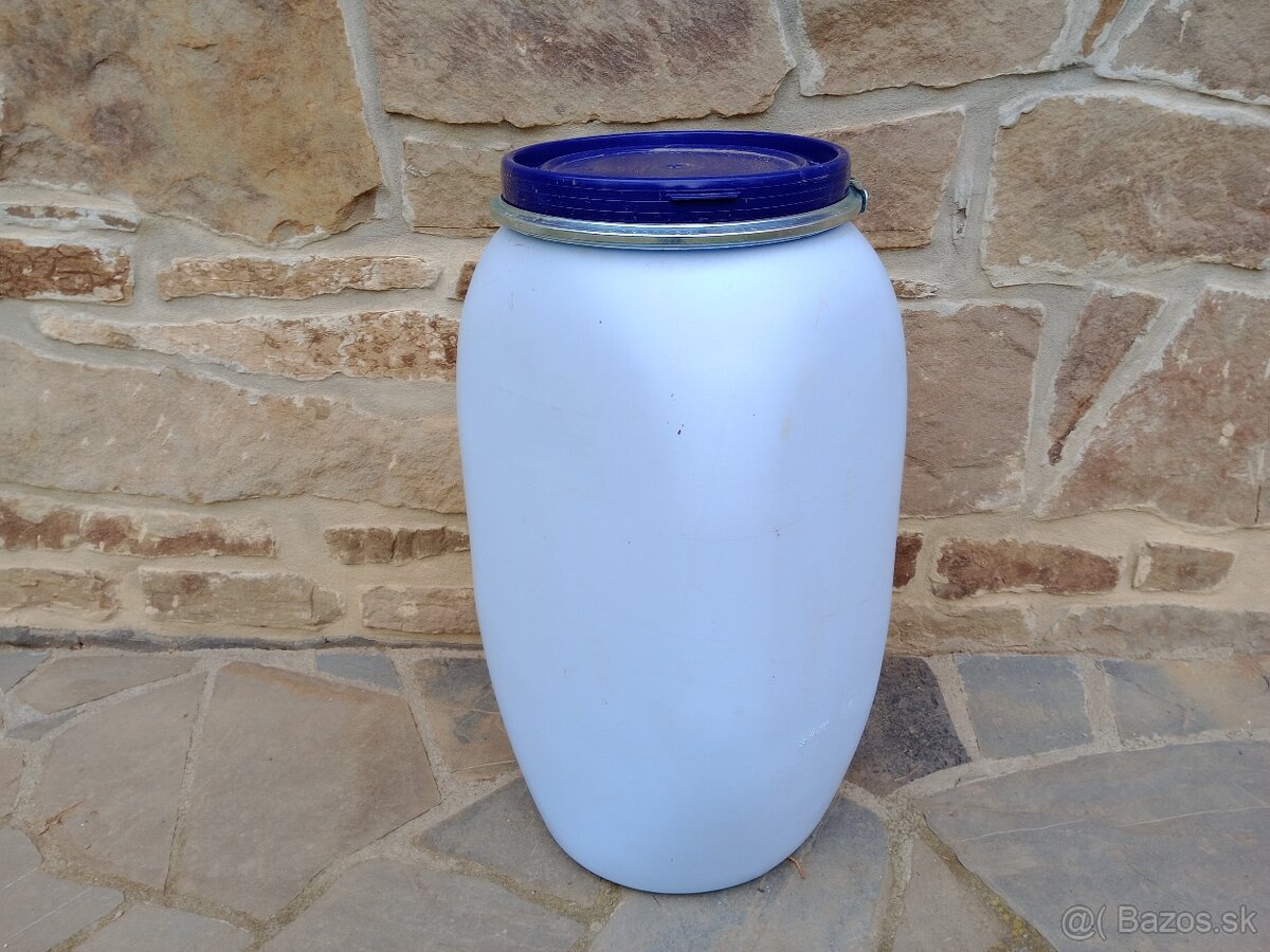 Plastové súdy 70L