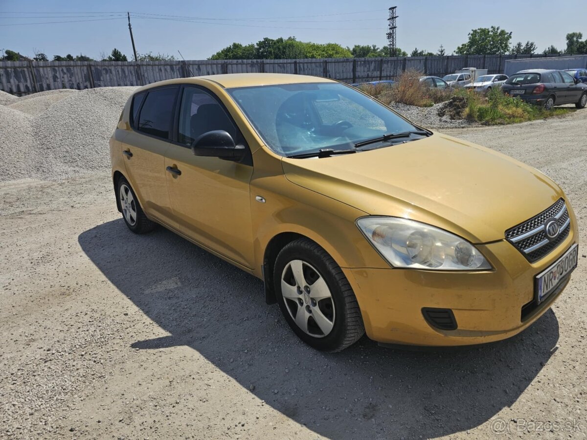 Predám Kia ceed 1,4