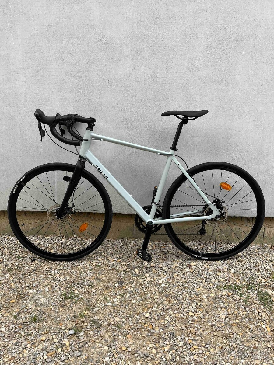 Cestný bicykel TRIBAN RC120 L