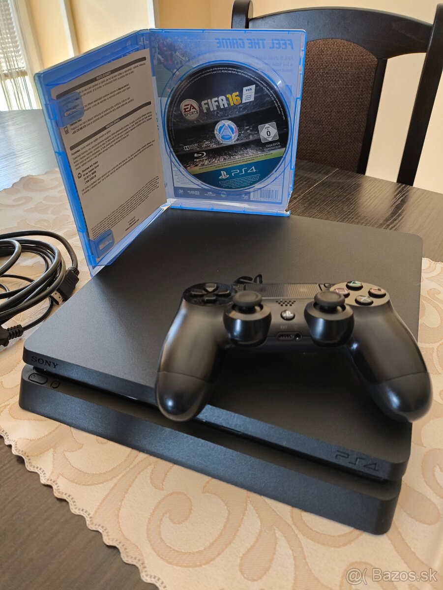 Sony PlayStation 4 slim