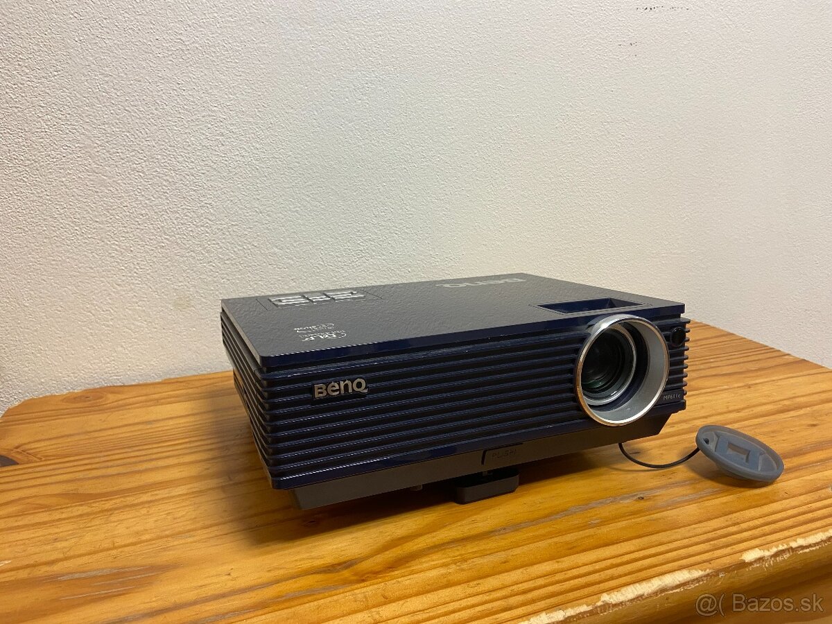 Predám projektor Benq MP611C