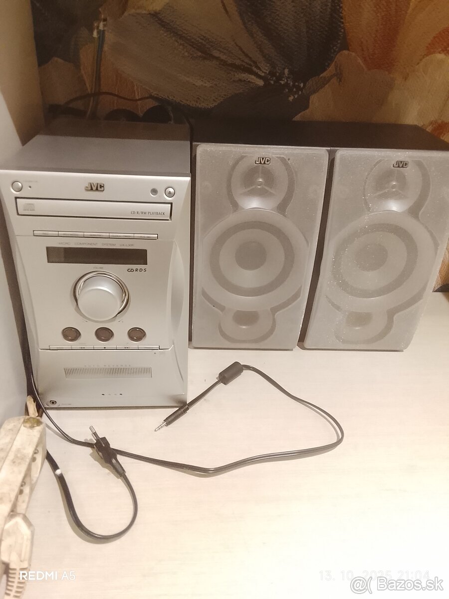 Hifi veža predavam