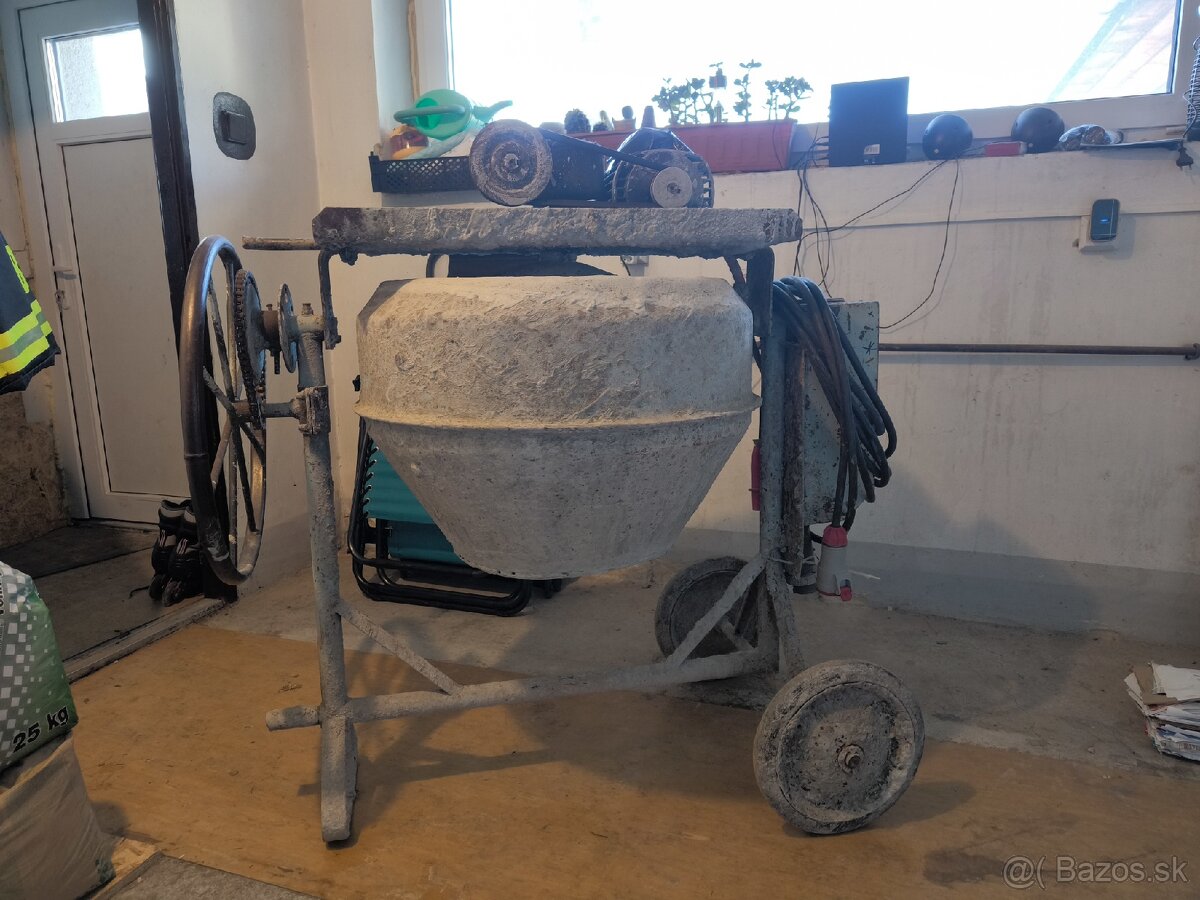 Stavebna miesacka na 380V + kabel