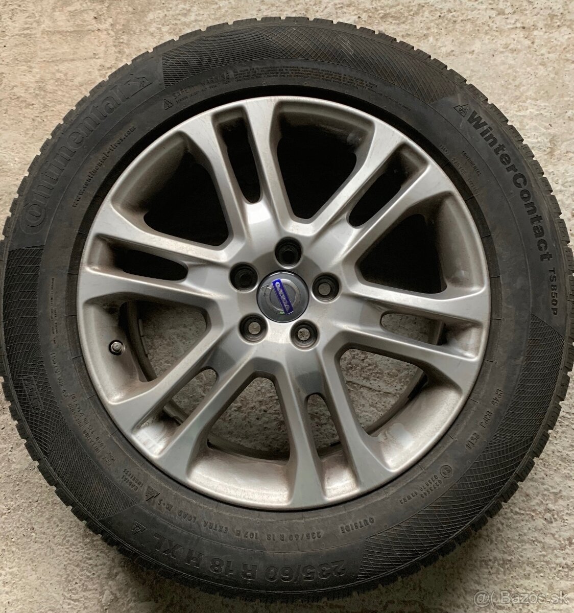 4ks Diskov na Volvo XC60, 235/60 R18 s meračmi tlaku