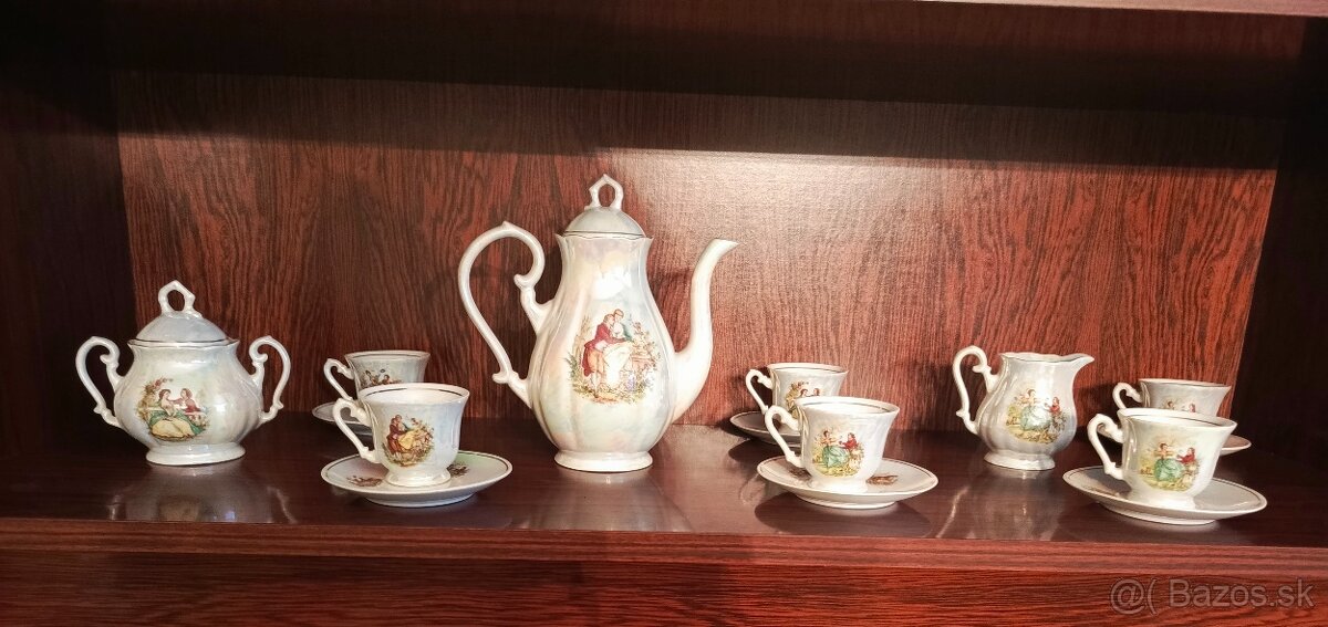 Perleťový porcelánový set Zajecar