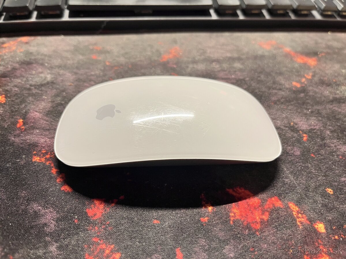 Apple Magic Mouse - baterková verzia
