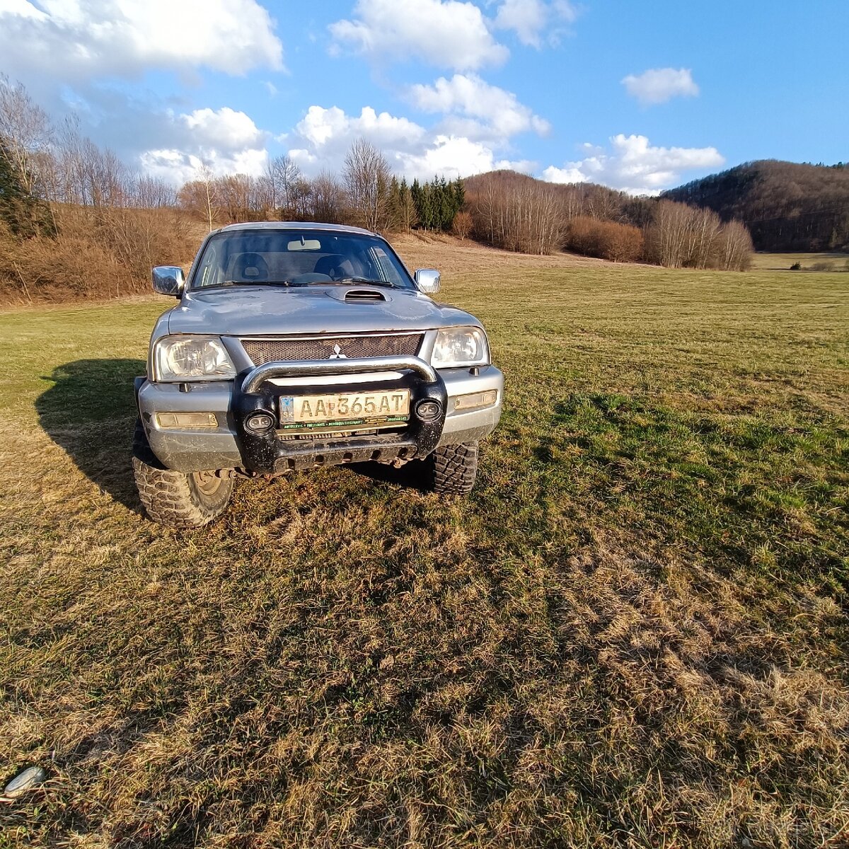 Mitsubishi L200 2,5 85kw TD, automat, uzávierka, hardtop
