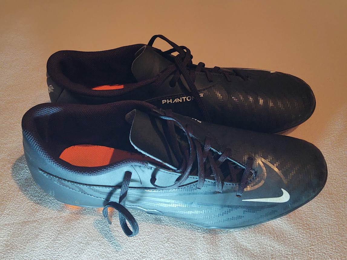 Kopačky Nike PHANTOM GX CLUB
