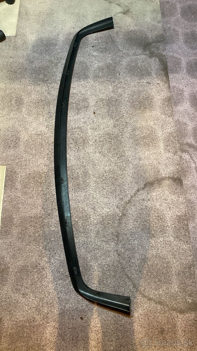 Bmw e36 sedan spoiler predneho nárazníka