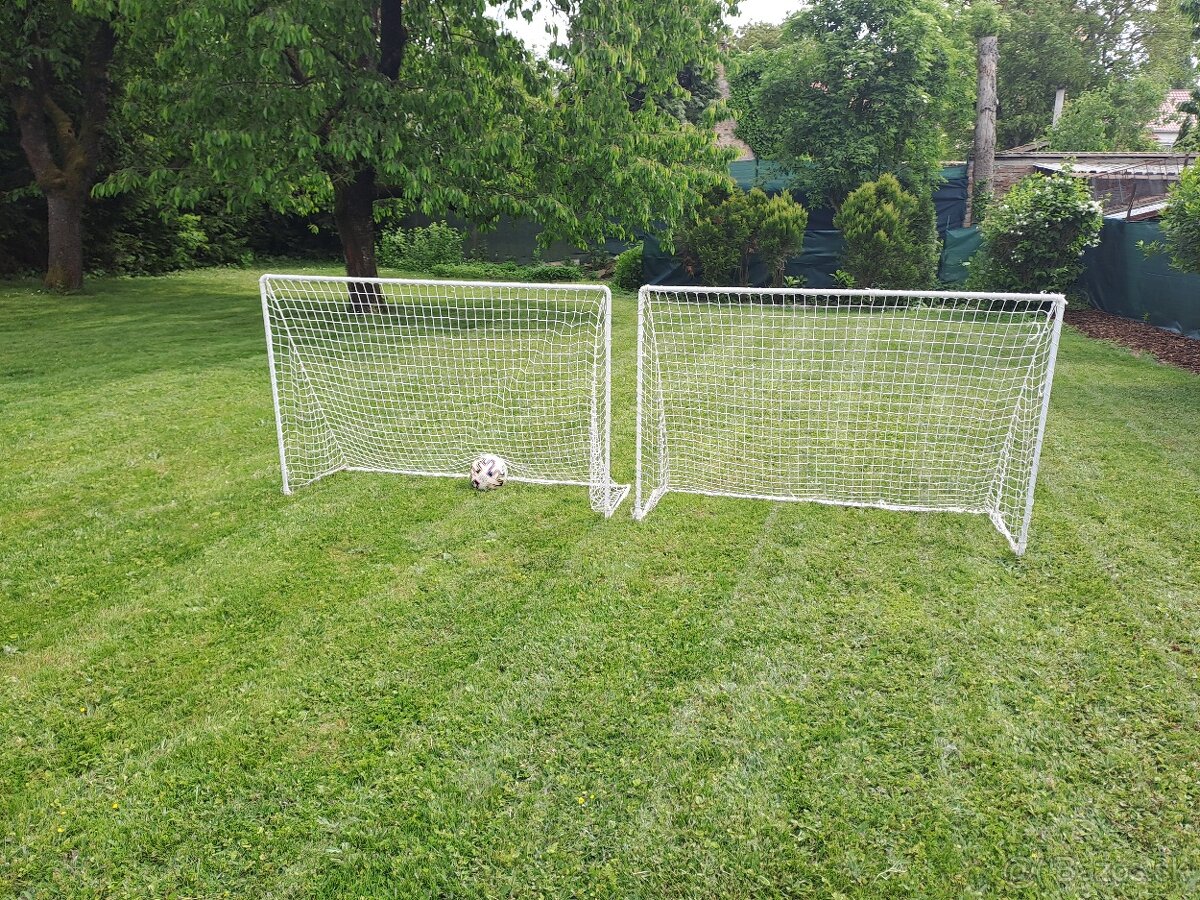 Futbalové bránky