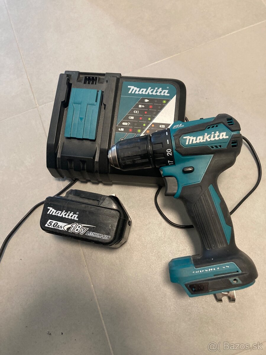 Akú Makita