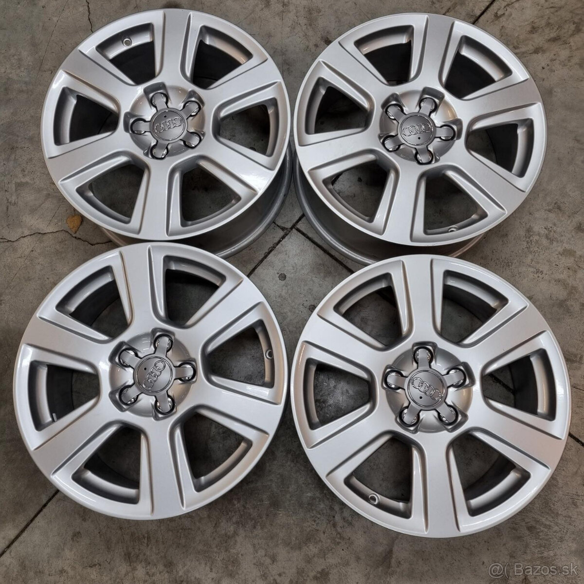 Disky AUDI 5x112 R17 7J ET33
