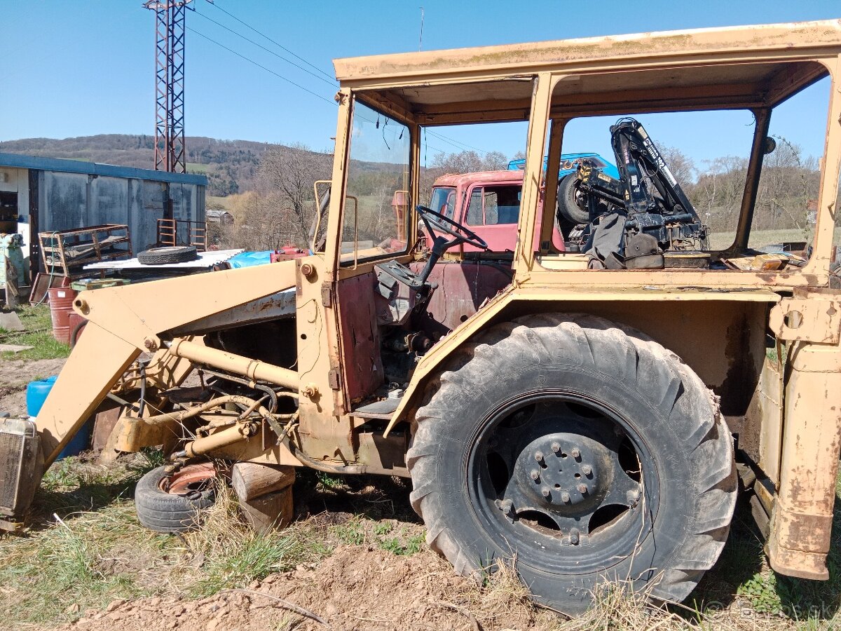 Ostrovek k162 1987 na náhradní díle