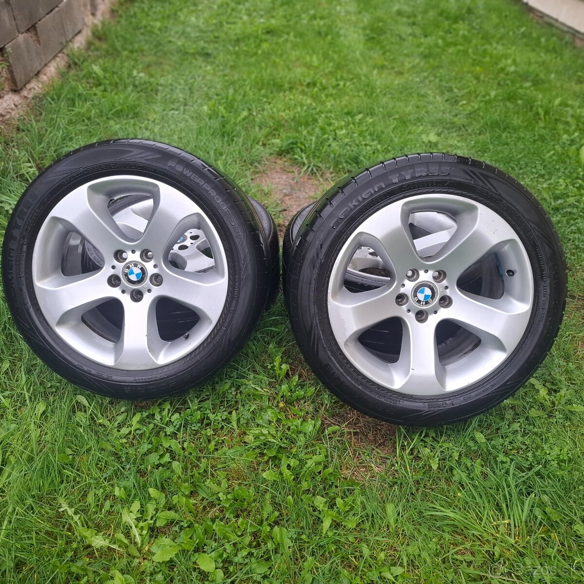 Predám elektrony original bmw r19 a r 17