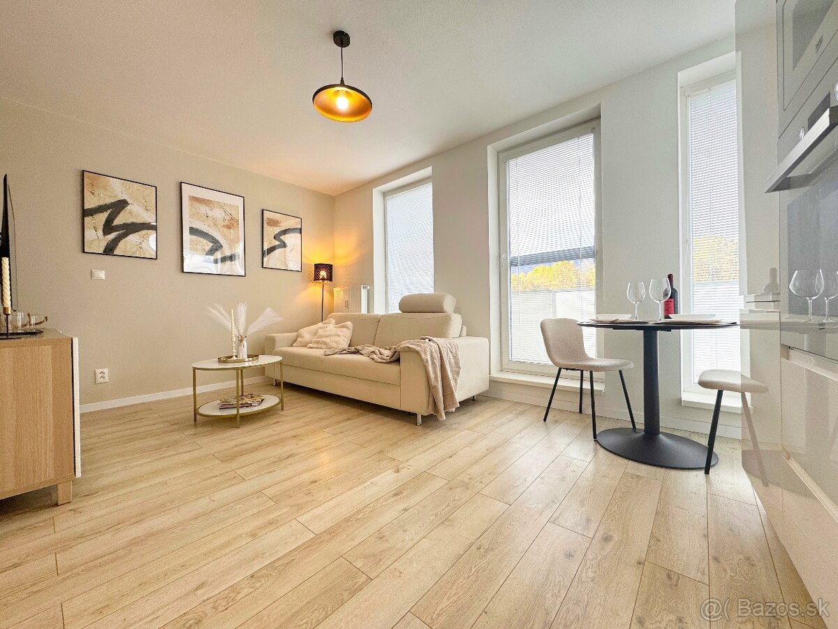 Moderný 2 izbový byt s 2 balkónmi, Nový Martin