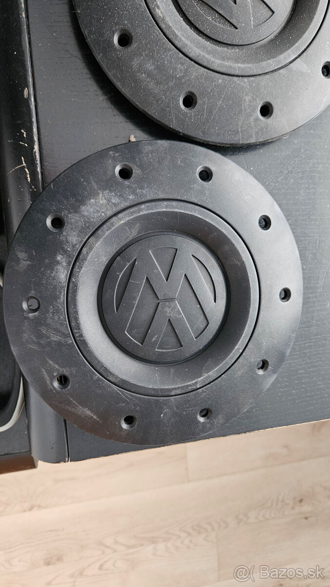 Predám Kryt kolesa pre oceľový ráfik VW T5 2003-2015