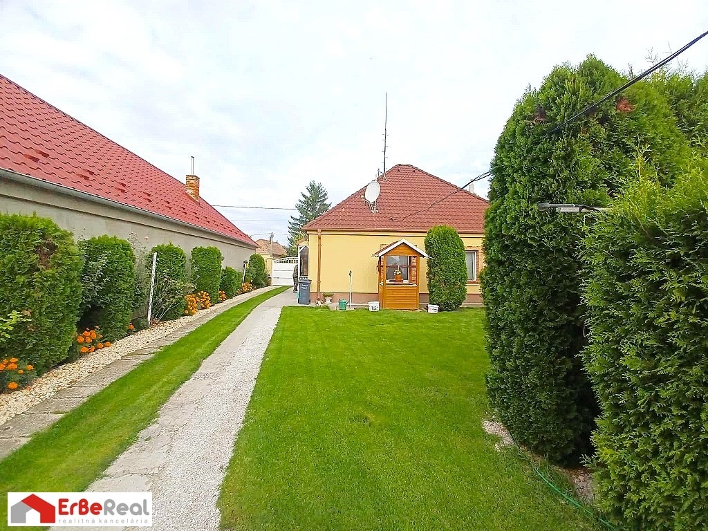 Predaj 3 izbového RD s altánkom, garážou a záhradou