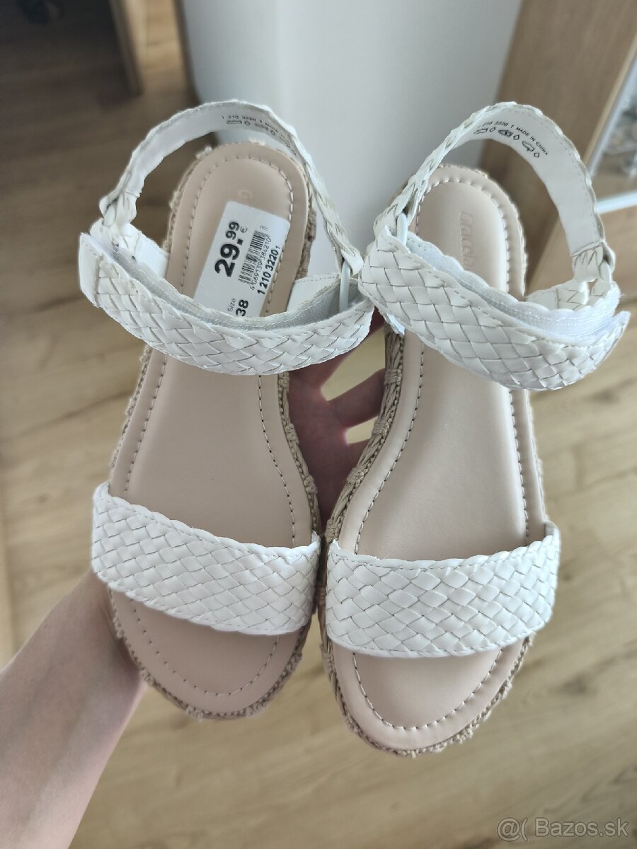 Sandále dámske