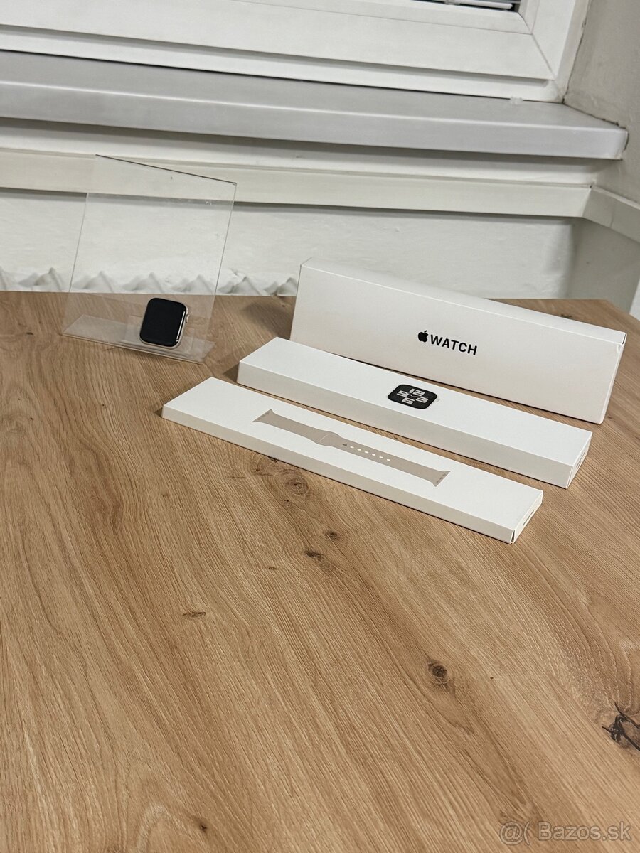 Dobrý deň Ponúkam na predaj Apple Watch SE 2022 44mm Silver