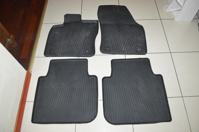 predam gumene koberce/rohoze do Skoda Kodiaq
