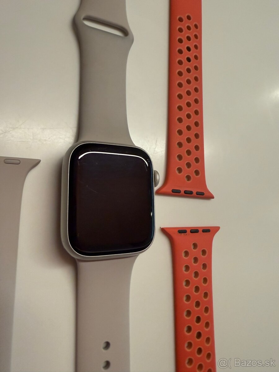 Apple Watch 7 45 mm silver