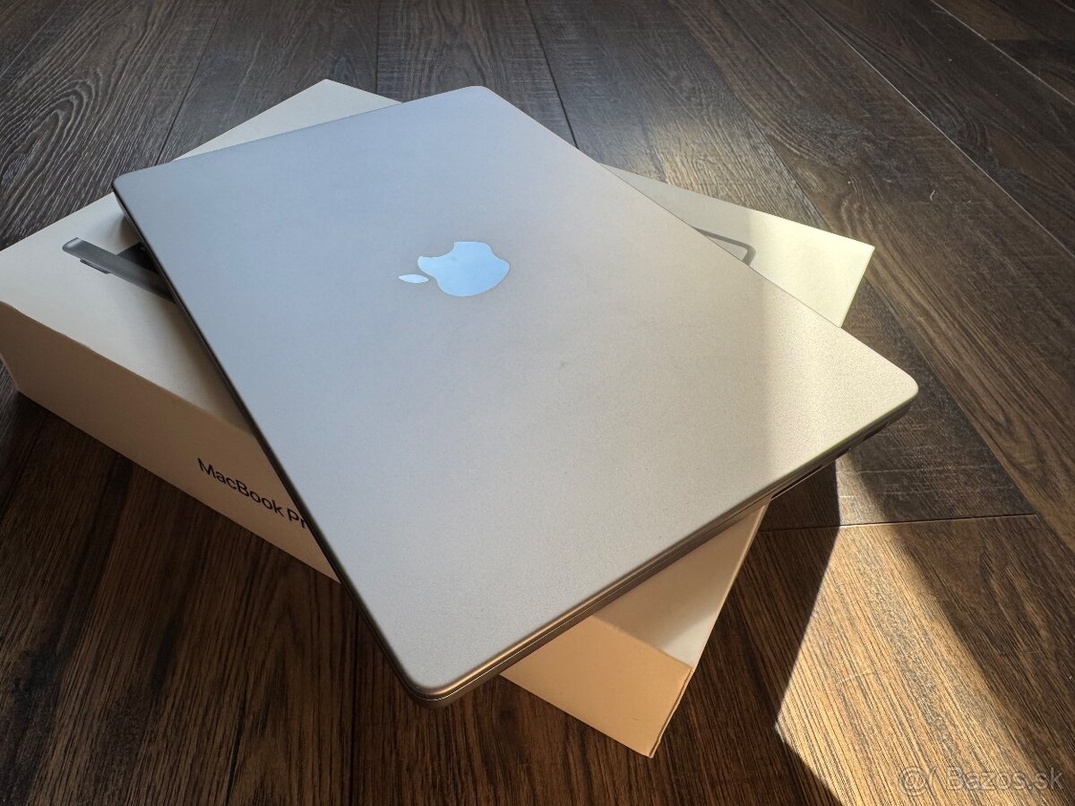 MacBook Pro 14" M1 MAX, 32GB RAM, 1TB