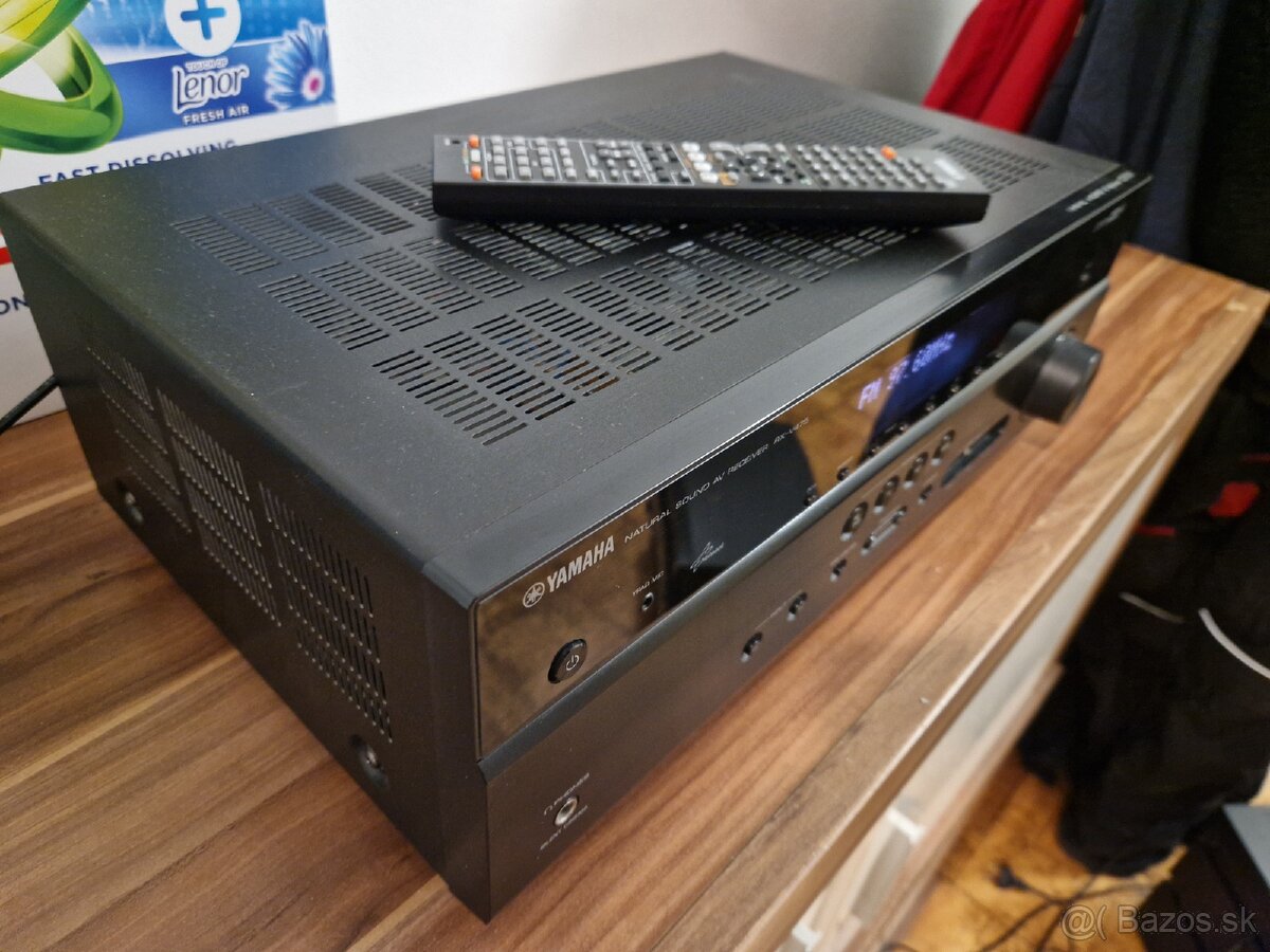 Predam kvalitný receiver Yamaha RX-V475