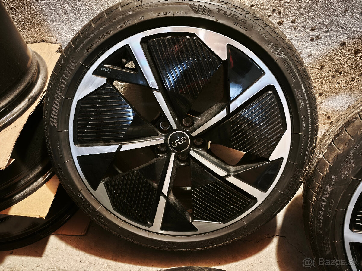 Audi Q4 e-tron - originál 21" alu disky