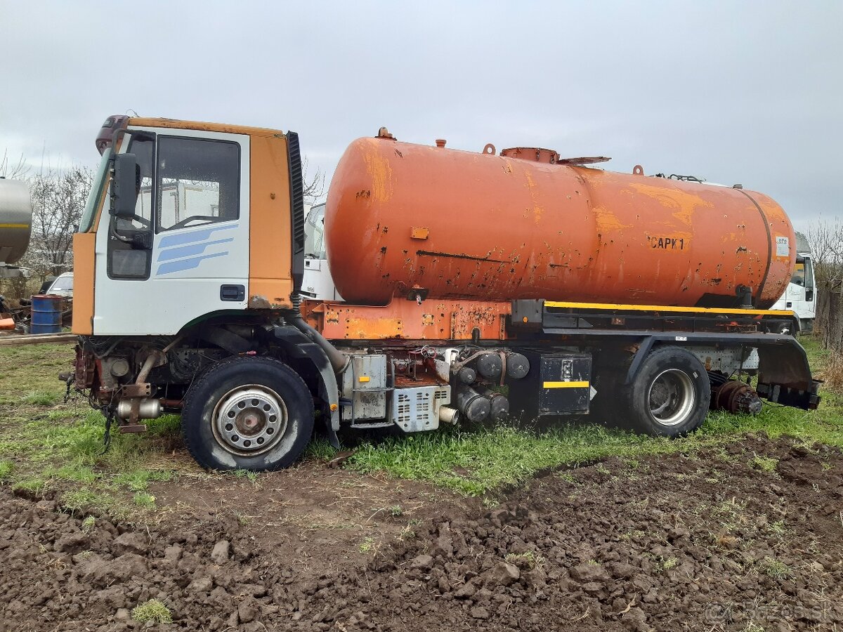 Iveco EuroTech FEKAL, CISERNA